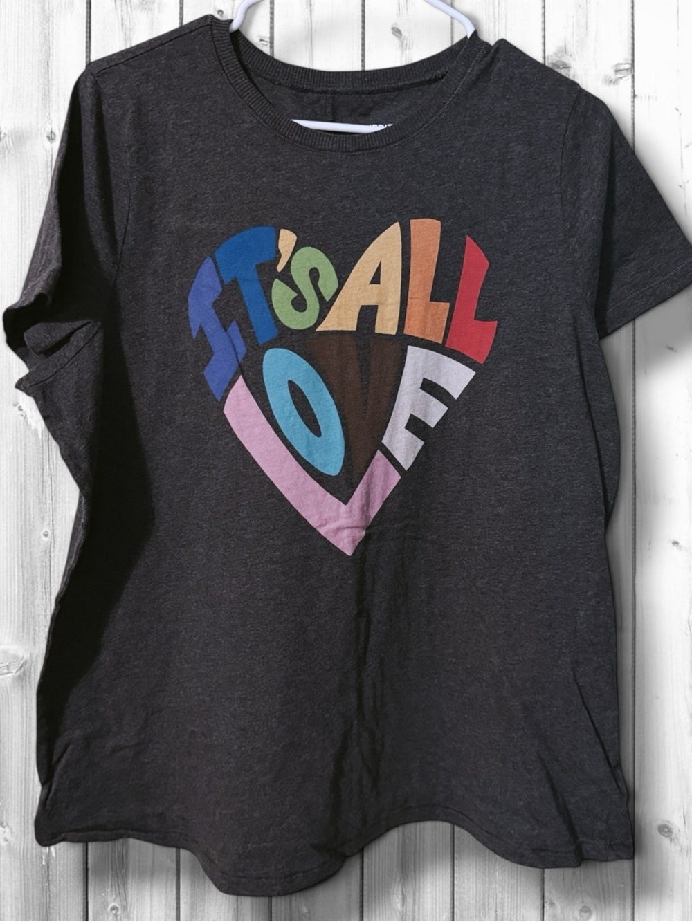 🌼Heritage by Torrid Knit Charcoal Short Sleeve Tee with Multicolor Heart Graphic